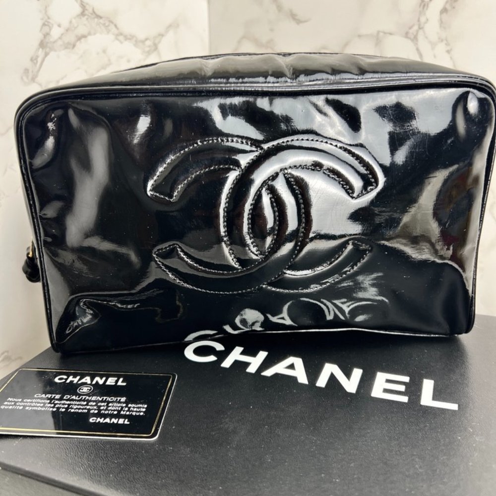 ❌❌❌ SOLD! ❌❌❌ Chanel Vintage Black Patent Leather Timeless Toiletry Bag Price: